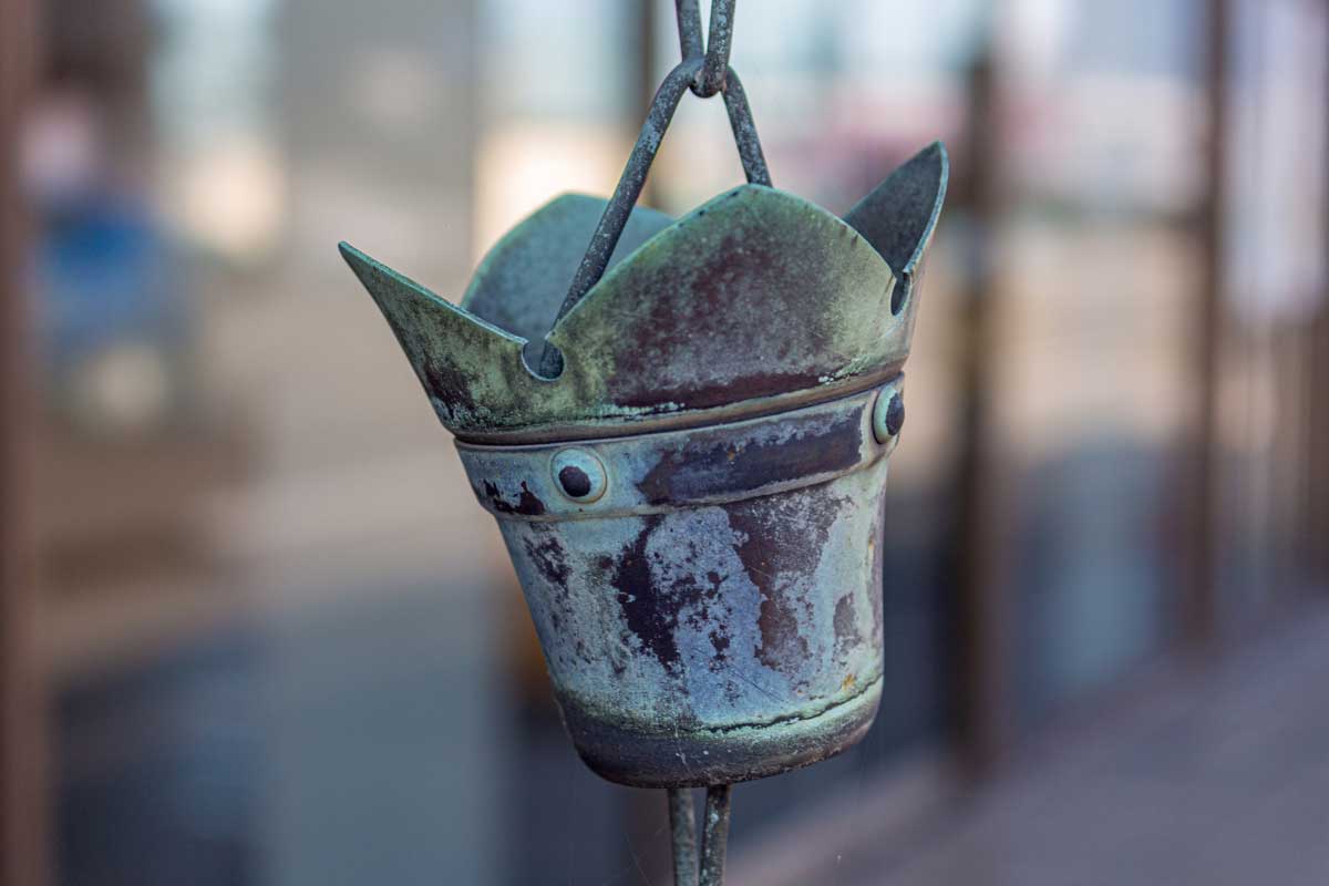 Rain Chains: What They Are + Why You Need One + How to Make Your Own 4 Japanese cup-style rain chain design