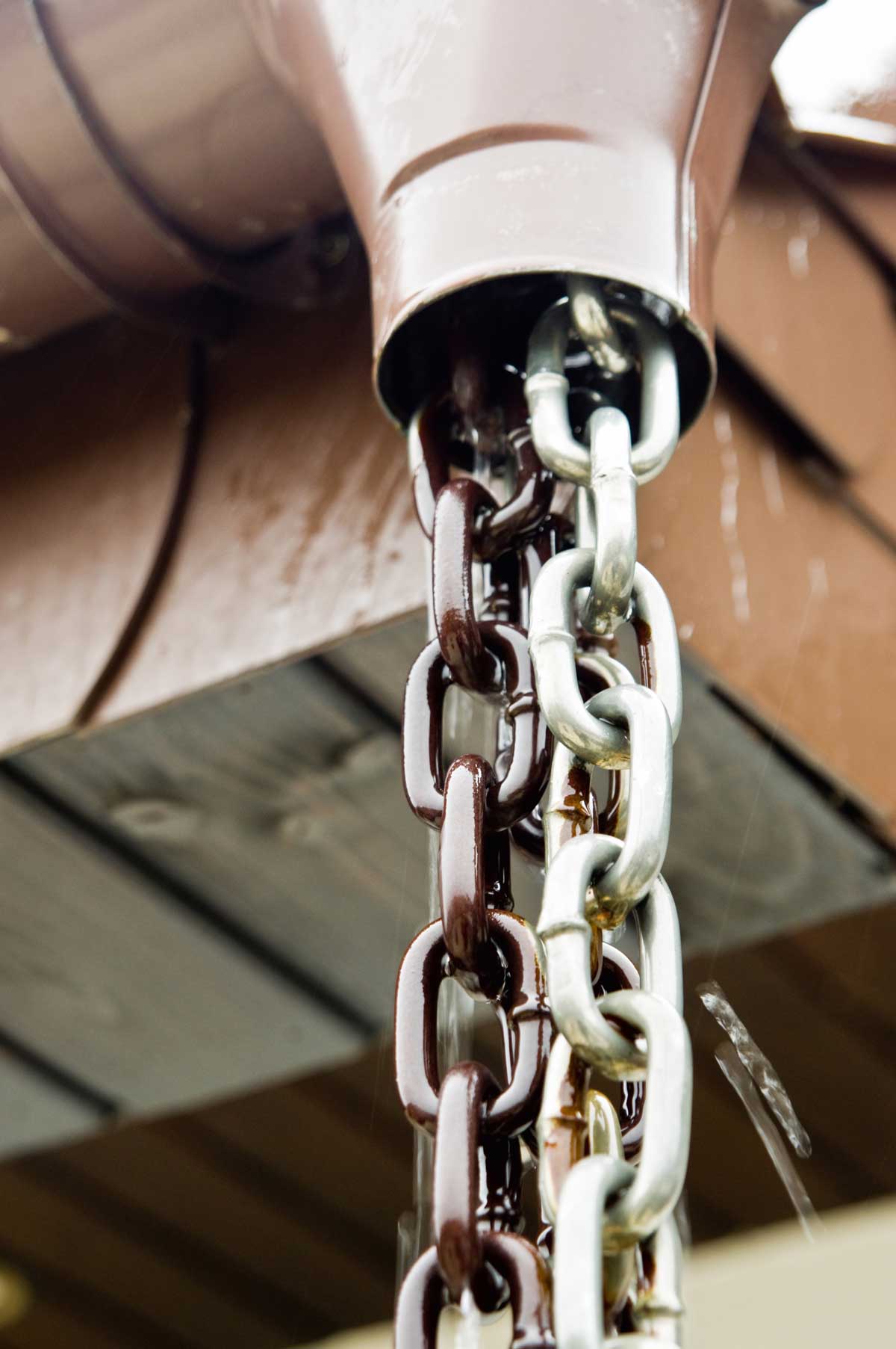 Rain Chains: What They Are + Why You Need One + How to Make Your Own 7 making your own rain chains with standard chain