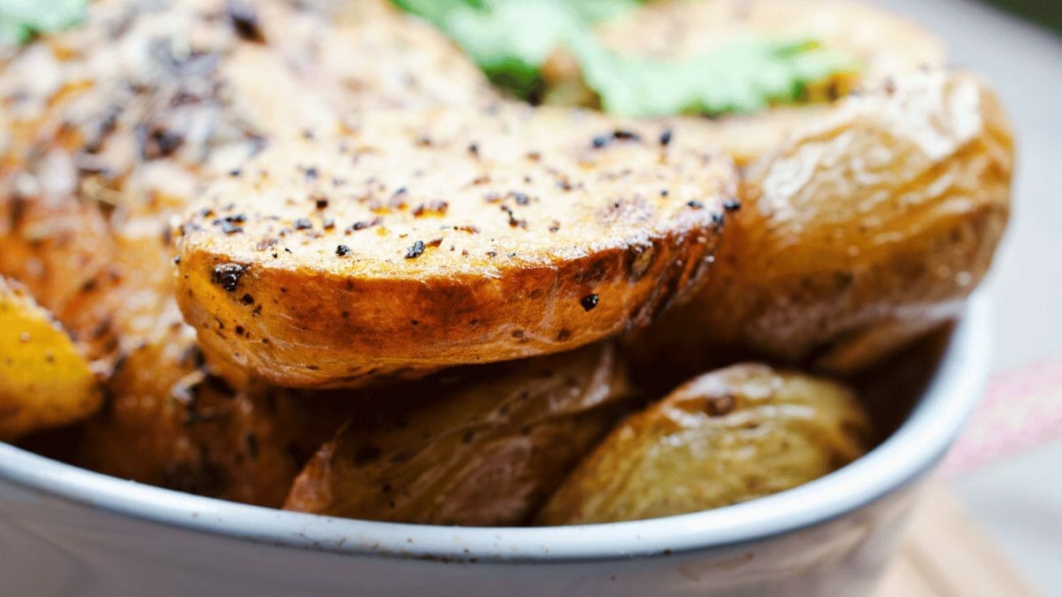 15 Things You Never Knew Were Possible With An Air Fryer 13 baked potatoes