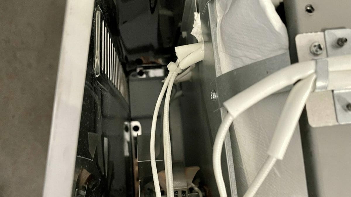 Solution: Breville BOV800XL Smart Oven Convection Toaster (Flaky Start/Cancel Button) 4 Solution: Breville BOV800XL Smart Oven Convection Toaster (Flaky Start/Cancel Button) - breville inside panel