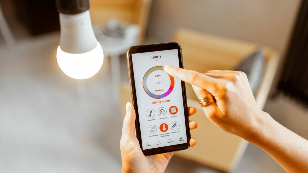 your home lighting is making everything look cheap - 4 mistakes to avoid 3 changing lighting temperature using a smart phone