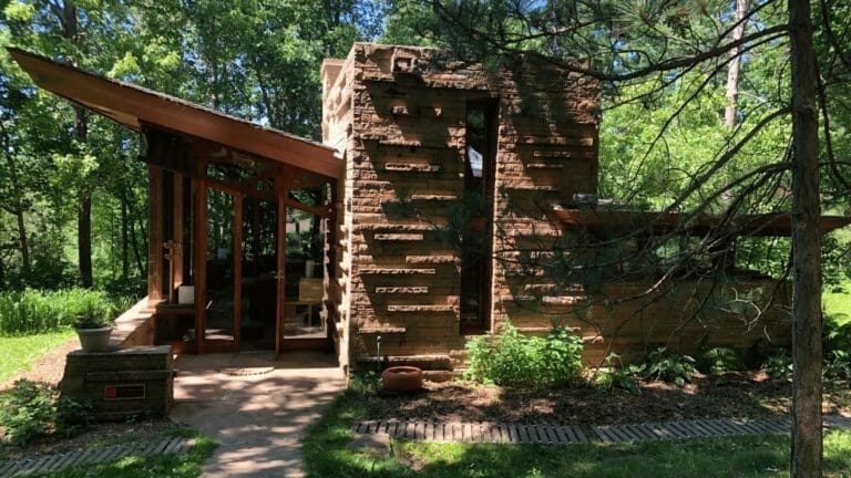 Seth Peterson / Frank Lloyd Wright Cottage in Lake Delton, Wi 2 frank lloyd wright seth peterson cottage in mirror lake wisconsin