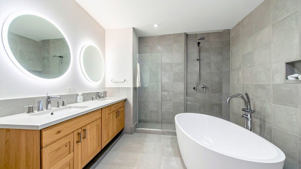 your home lighting is making everything look cheap - 4 mistakes to avoid 2 your home lighting is making everything look cheap - 4 mistakes to avoid - home bathroom lighting s2545785663dnoh