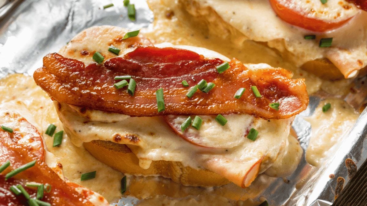 The Food Each U.S. State is Known For 18 hot brown sandwhich