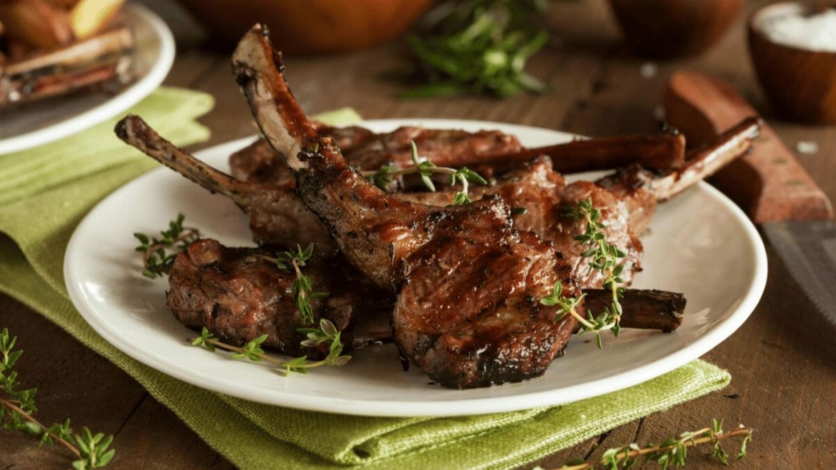 19 Mouthwatering Mains to Make This Christmas Special 19 19 Mouthwatering Mains to Make This Christmas Special - lamb chops dp67196843