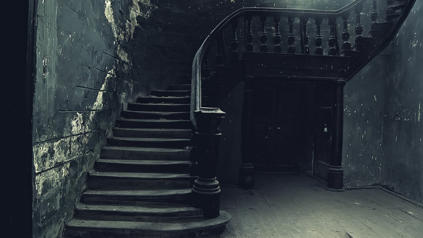 The 10 Most Haunted Places in the United States 8 The 10 Most Haunted Places in the United States - sally house MSN