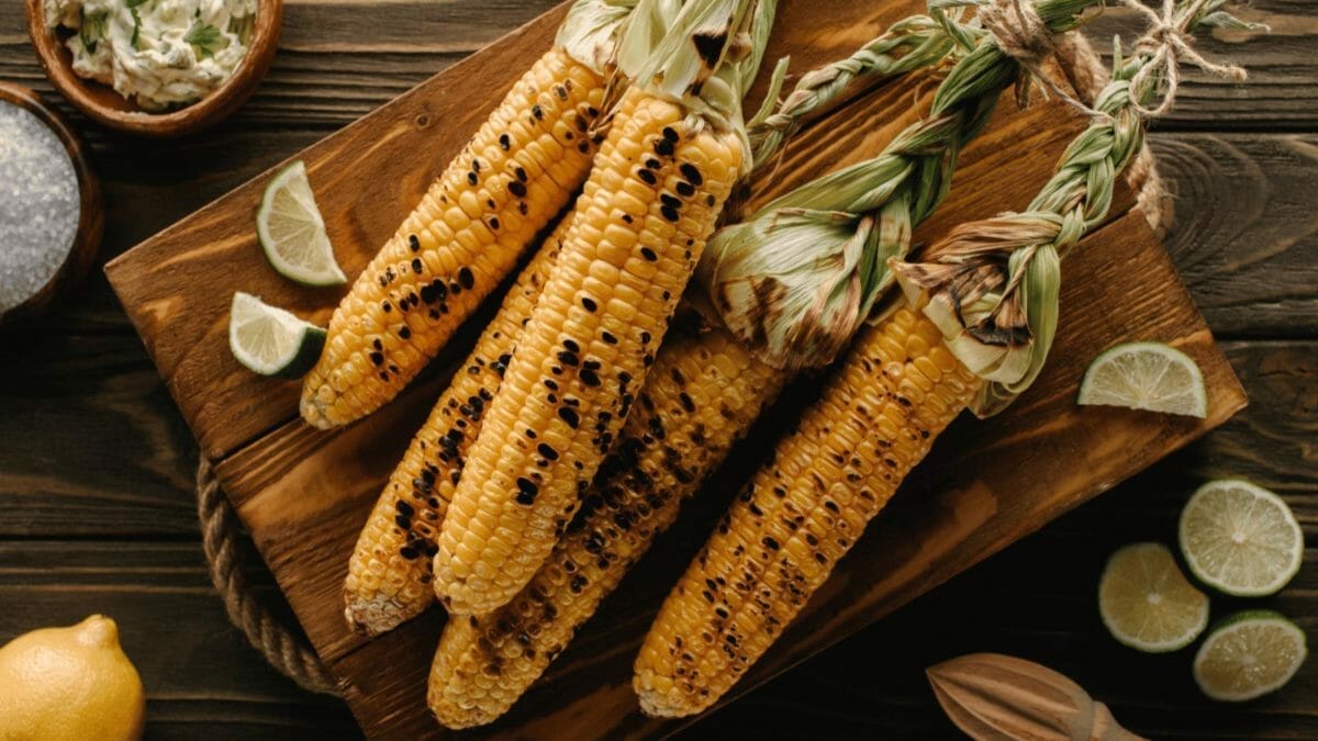 EWG’s 2024 Fruit & Veggie Dirty Dozen (Highest in Pesticides) & Clean 15 Lists - sweet corn dp205160466