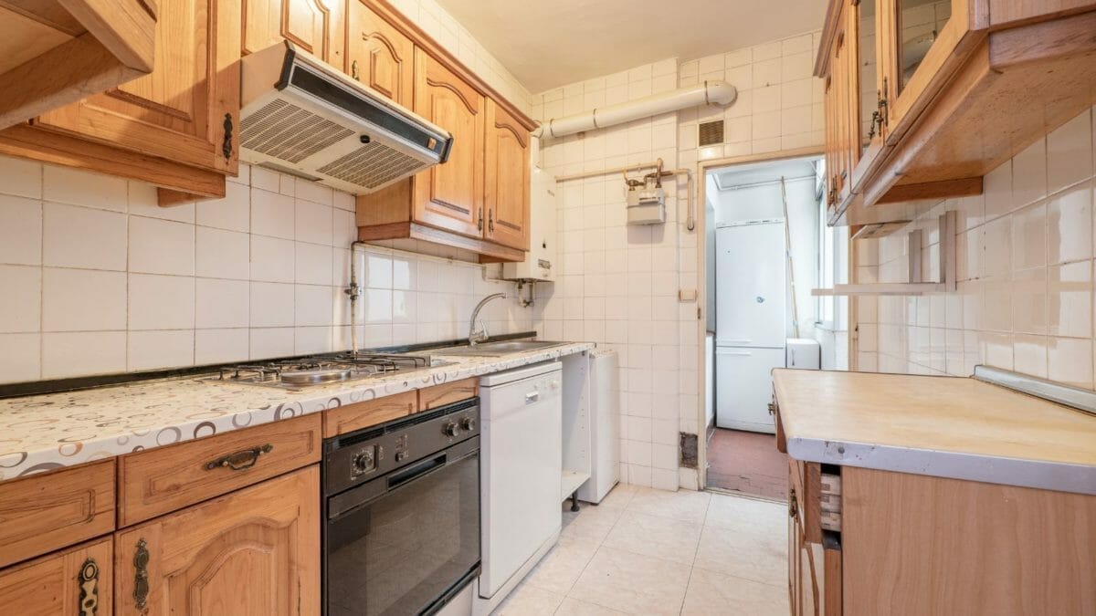 23 Outdated Home Trends Millennials Hate, But Boomers Love 8 23 Outdated Home Trends Millennials Hate, But Boomers Love - wood everything MSN