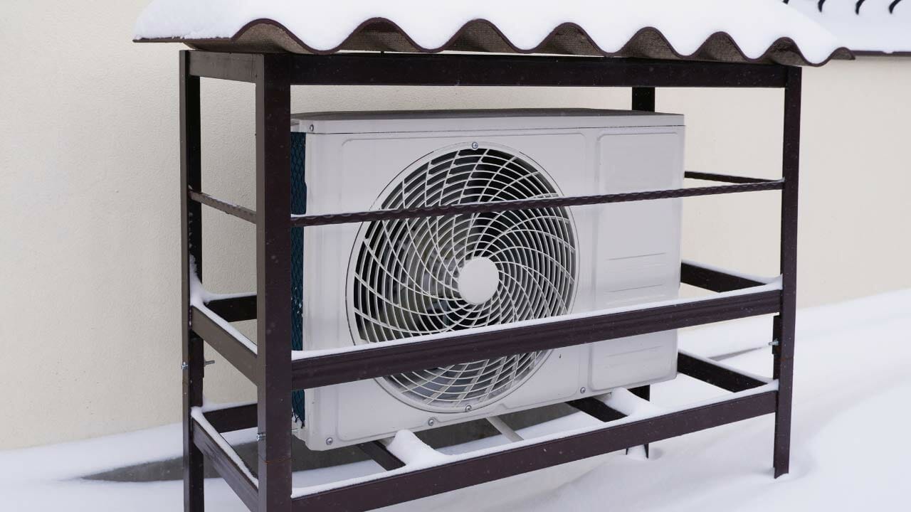 cold-climate-heat-pump-winter-ss1928661389 cold climate heat pump in winter