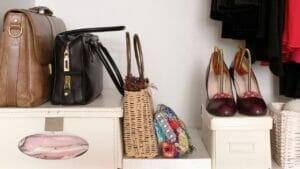 Woman Reveals Genius Hacks for Maximizing Closet Space 1 organized closet