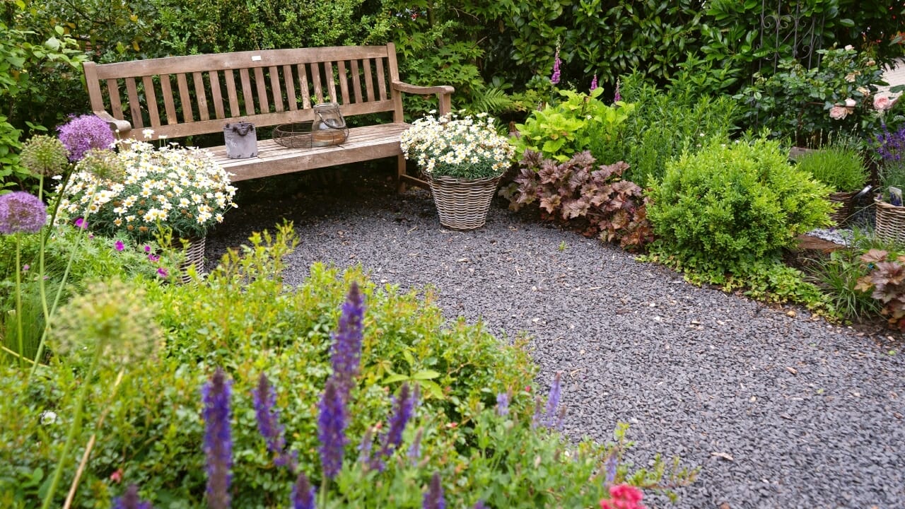 If You Haven't Seen the "Scandi-Gardening" Trend Yet: Here's What You're Missing... 3 scandi garden