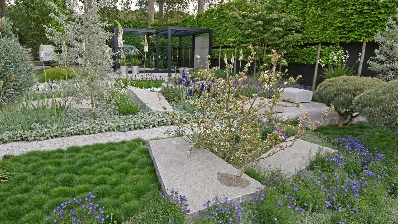 If You Haven't Seen the "Scandi-Gardening" Trend Yet: Here's What You're Missing... 2 scandinavian garden