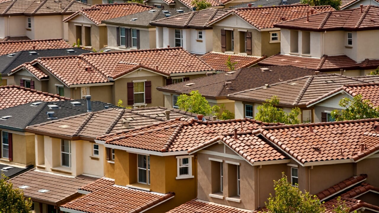 Tiny Homes Takeover: The Trend You Didn't See Coming, But Can't Ignore 5 tract homes