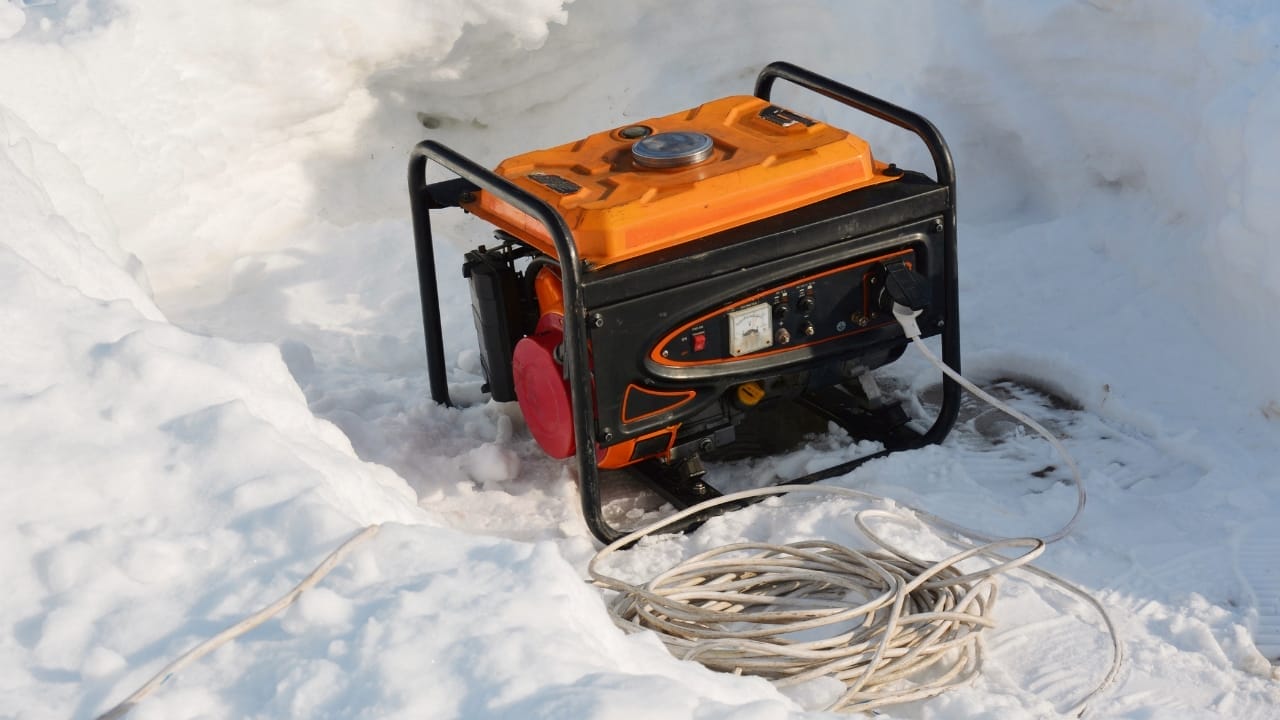 Surviving a Blackout: 15 Tips & Tricks for Weathering the Storm 15 Surviving a Blackout: 15 Tips & Tricks for Weathering the Storm - generator 1919699033