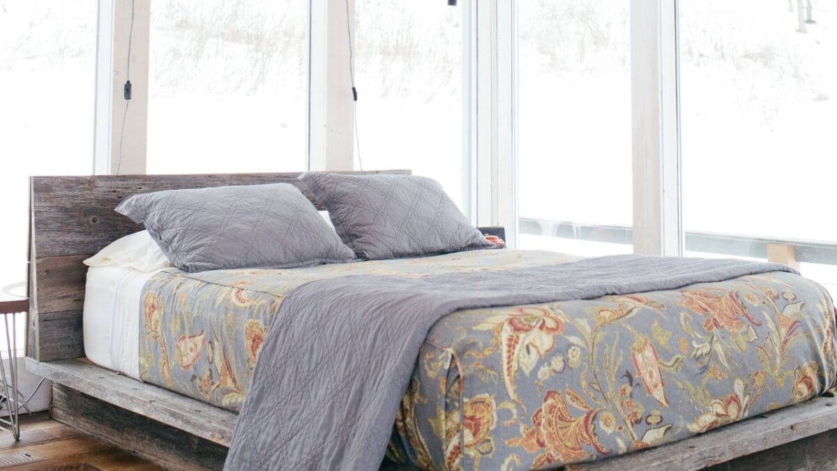 Forget the City & Escape to These Luxury Cabins In Wisconsin 18 Forget the City & Escape to These Luxury Cabins In Wisconsin - glasshouse wisconsin cabin 2