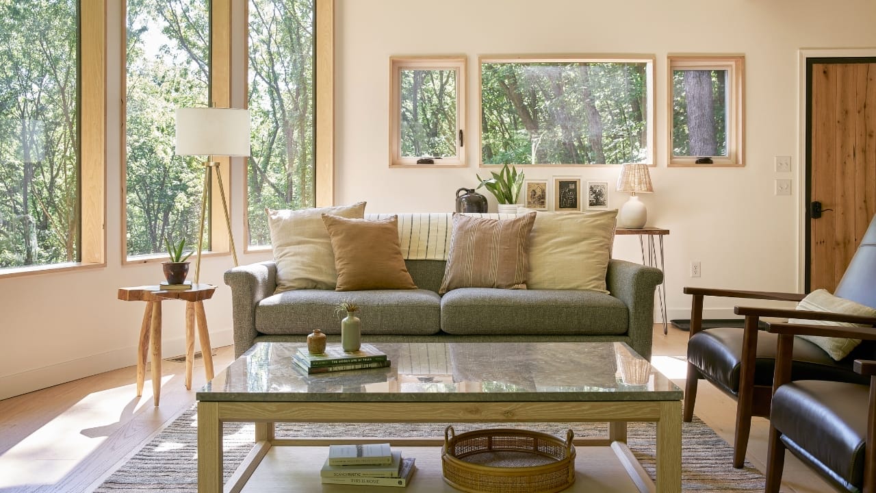 Forget the City & Escape to These Luxury Cabins In Wisconsin 3 Forget the City & Escape to These Luxury Cabins In Wisconsin - hillside cabin wisconsin 2