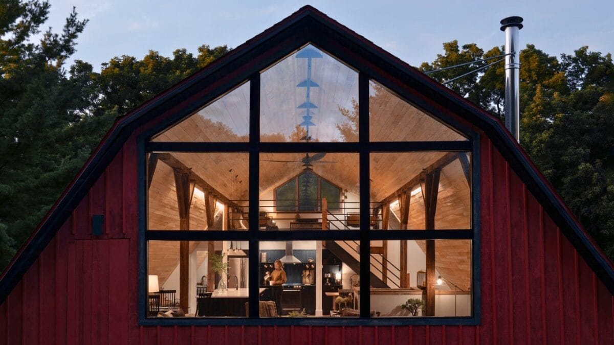 10 Types of Homes Expected to Lose Value in 2024 11 10 Types of Homes Expected to Lose Value in 2024 - luxury Wisconsin cabin 17