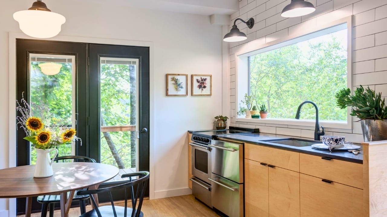 Forget the City & Escape to These Luxury Cabins In Wisconsin 27 Forget the City & Escape to These Luxury Cabins In Wisconsin - luxury wisconsin cabin 2