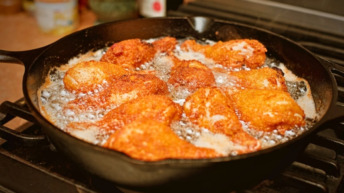 12 Cast Iron Myths That Have Been Proven Wrong 7 12 Cast Iron Myths That Have Been Proven Wrong - cast iron ss199365557