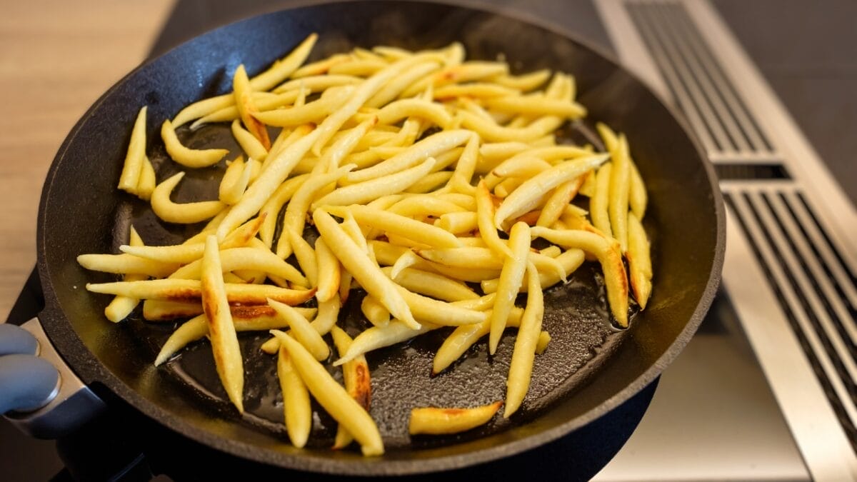 12 Cast Iron Myths That Have Been Proven Wrong 13 12 Cast Iron Myths That Have Been Proven Wrong - cast iron ss759768445