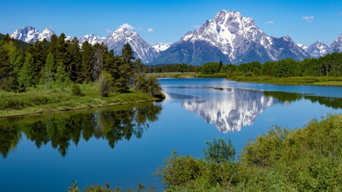 10 Driest States in the U.S. Where Rain is Rare & Sunshine is Plentiful 4 10 Driest States in the U.S. Where Rain is Rare & Sunshine is Plentiful - wyoming ss1919146502