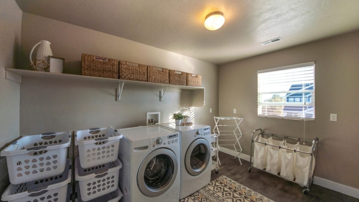 15 Clever Ways to Maximize Space in Your Tiny Laundry Room - ceiling laundry basket ss2007646235