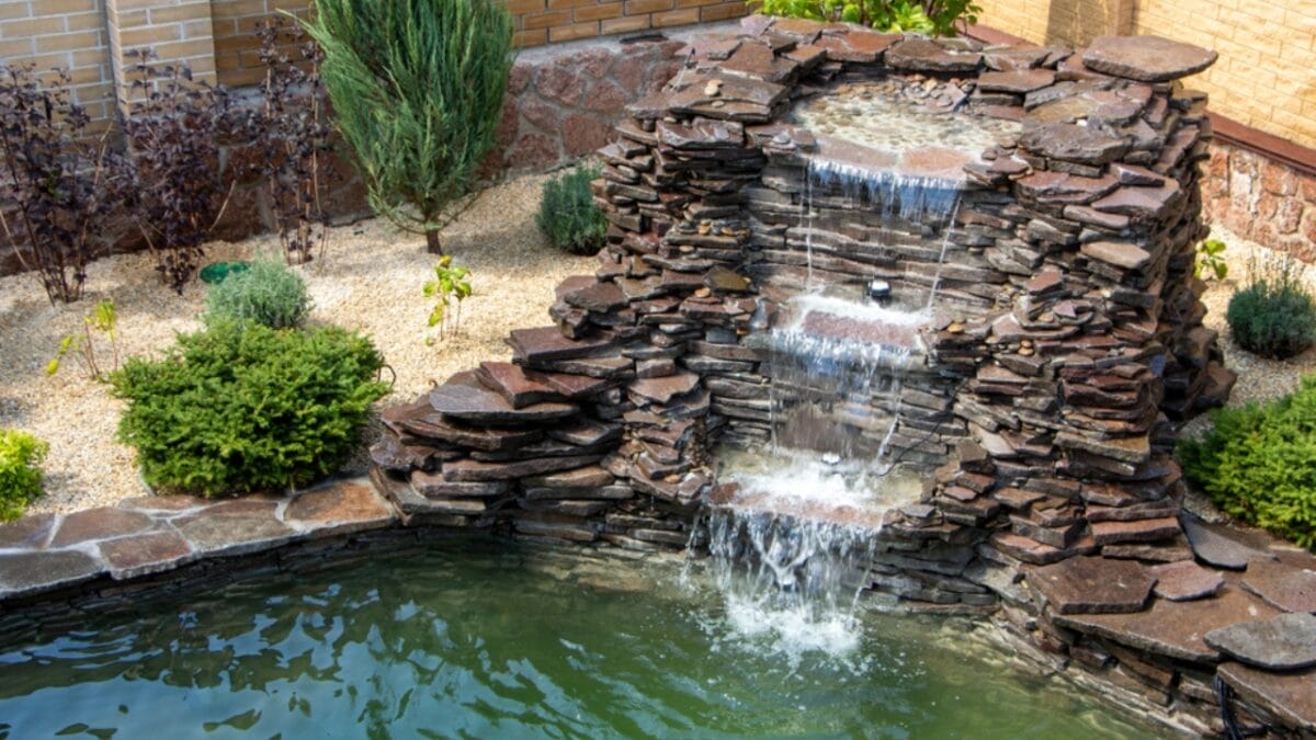 15 Ways to Get Your Garden Frost-Ready Before It’s Too Late 11 15 Ways to Get Your Garden Frost-Ready Before It’s Too Late - fountain ss1176276910