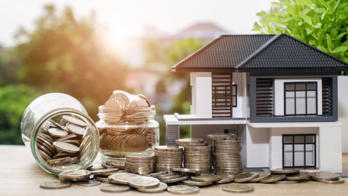 12 Unexpected Reasons Why People are Fleeing California 4 12 Unexpected Reasons Why People are Fleeing California - house ss1149547952