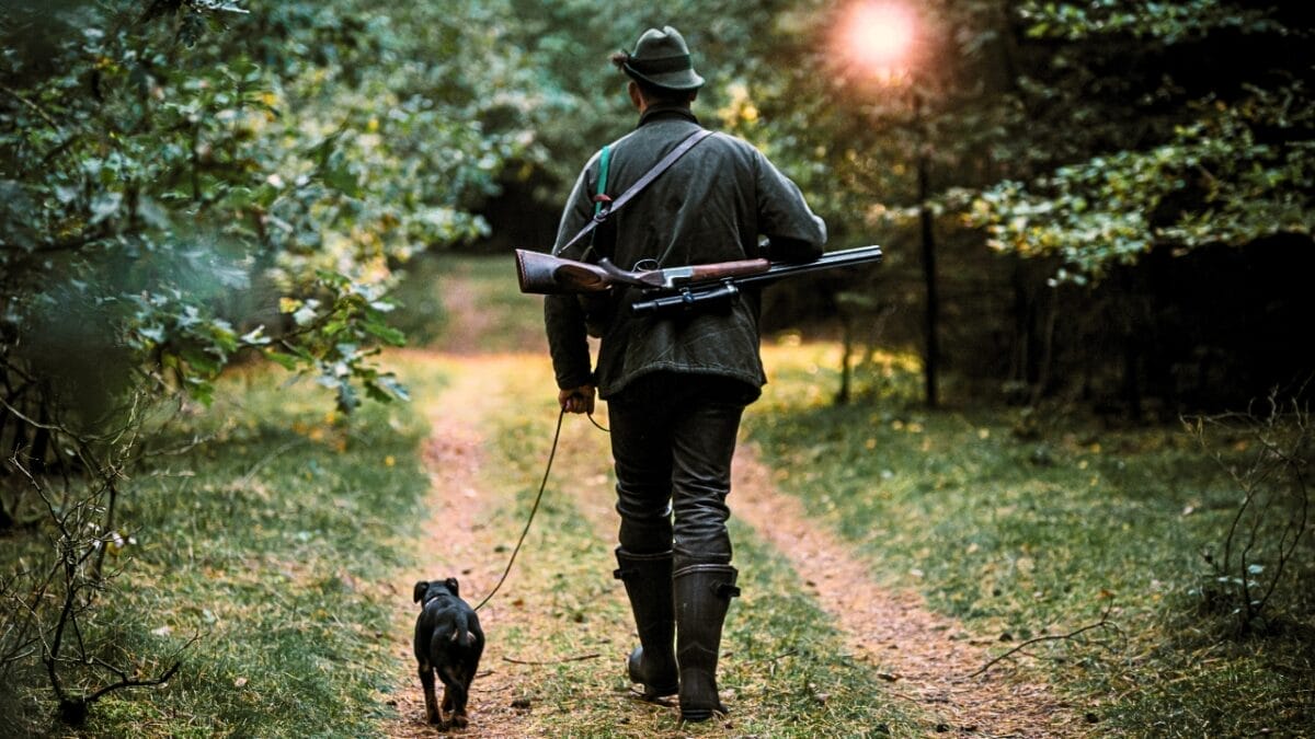 21 Lost Pioneer Skills That Few People Know Today - hunter with his dog ss1607228662