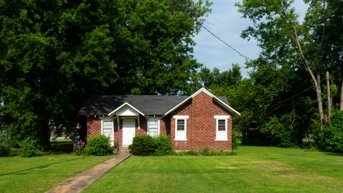 Weathering the Rental Storm: 10 Strategies for Finding Affordable Housing 4 Weathering the Rental Storm: 10 Strategies for Finding Affordable Housing - smaller unit rental dp243004876