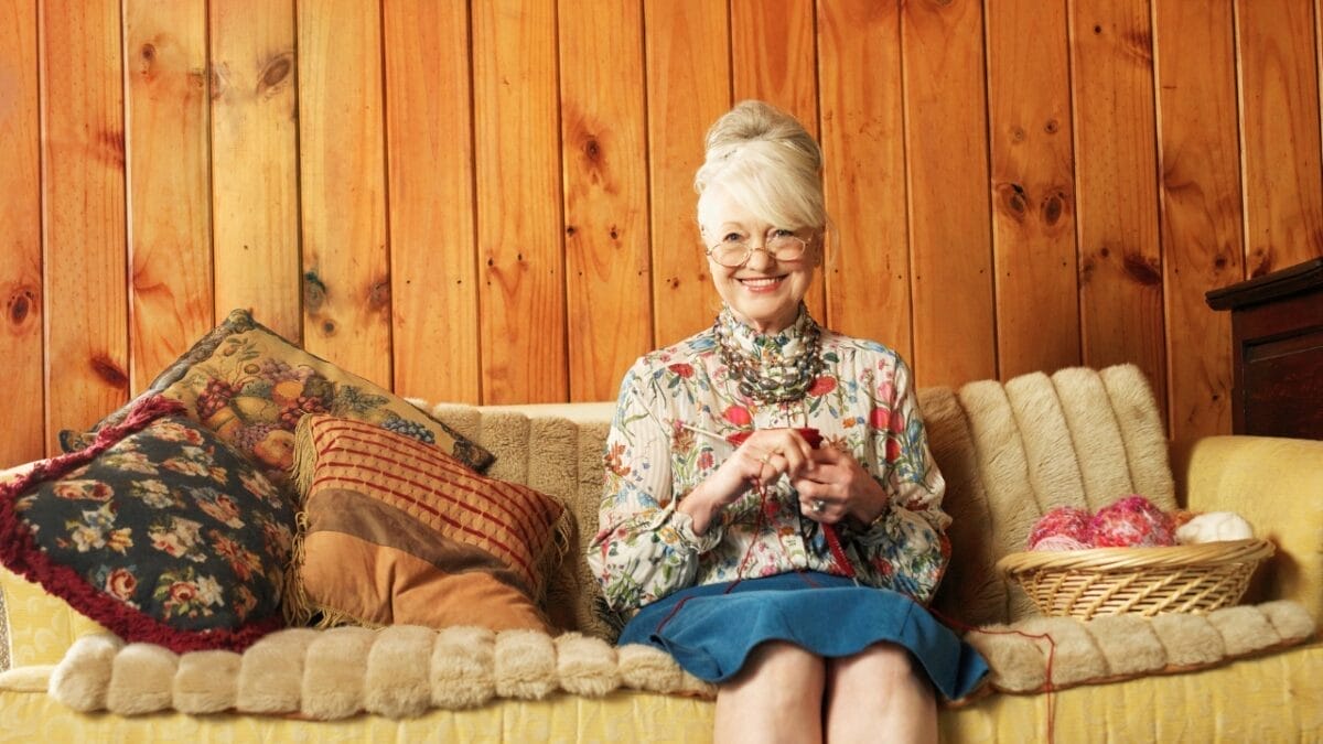 19 Things Every Household in the 70s Had That No One Has Today 4 19 Things Every Household in the 70s Had That No One Has Today - 70s home wood panel dp33825657