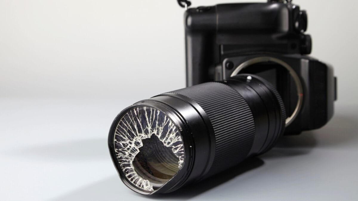 Selling These 12 Items in Your Garage Sale? Think Again 13 Selling These 12 Items in Your Garage Sale? Think Again - Broken Camera dp65070477