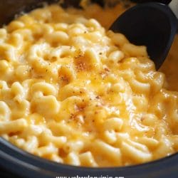 This Slow-Cooker Mac & Cheese Recipe Delivers Cheesy Perfection 5 This Slow-Cooker Mac & Cheese Recipe Delivers Cheesy Perfection - Crock Pot Mac And Cheese