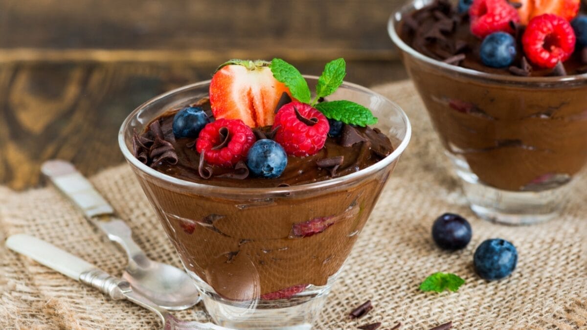 Satisfy Your Sweet Tooth With These 10 Diabetic-Friendly Desserts 5 Satisfy Your Sweet Tooth With These 10 Diabetic-Friendly Desserts - Dark Chocolate Avocado Mousse ss649029490