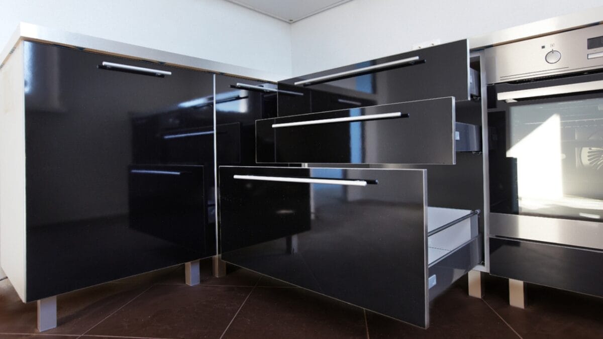 4 Reasons Lower Cabinets are Becoming a Thing of the Past in 2024's Stylish Kitchens 5 4 Reasons Lower Cabinets are Becoming a Thing of the Past in 2024's Stylish Kitchens - Ergonomic Design ss2247750171