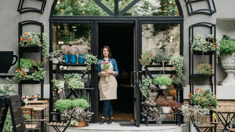 30 Plants That Invite Good Luck Right at Your Front Door 3 30 Plants That Invite Good Luck Right at Your Front Door - Girl In Flower Garden ss1970654498