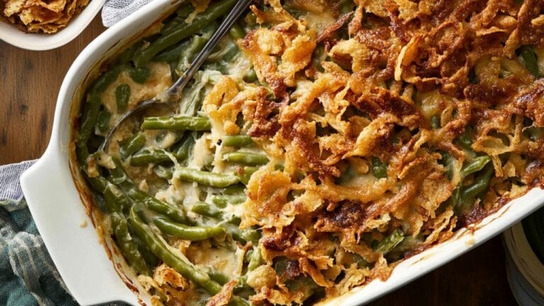 Green Bean Casserole: A Thanksgiving Classic Worth Celebrating 10 Green Bean Casserole: A Thanksgiving Classic Worth Celebrating - Green Bean Casserole 1