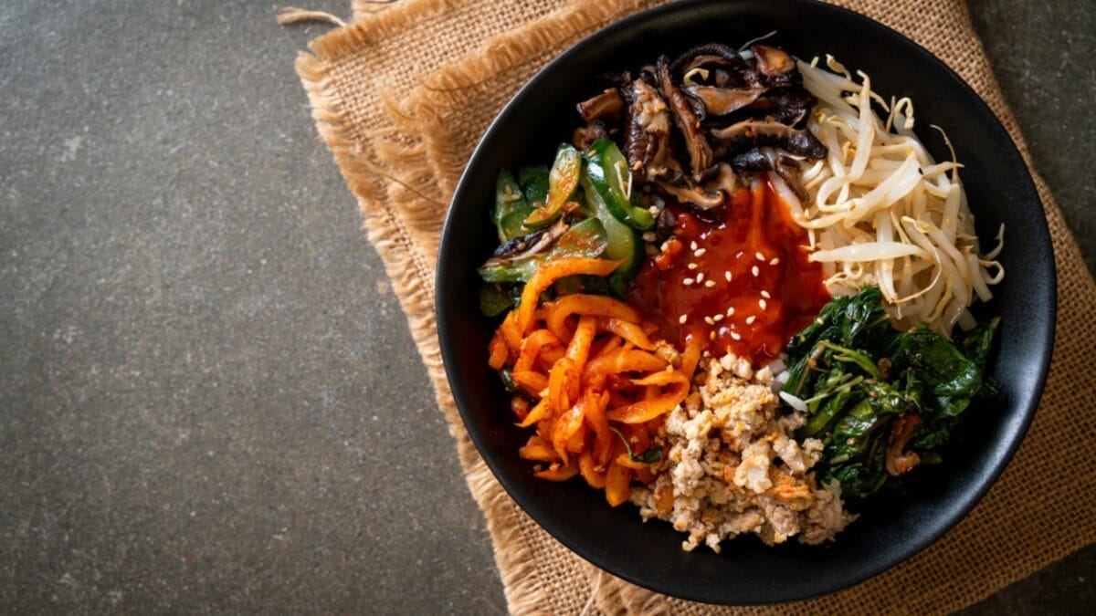 Where to Find the Best Cheap Breakfast in Every State 13 Where to Find the Best Cheap Breakfast in Every State - Hawaii Breakfast Bibimbap dp441422034