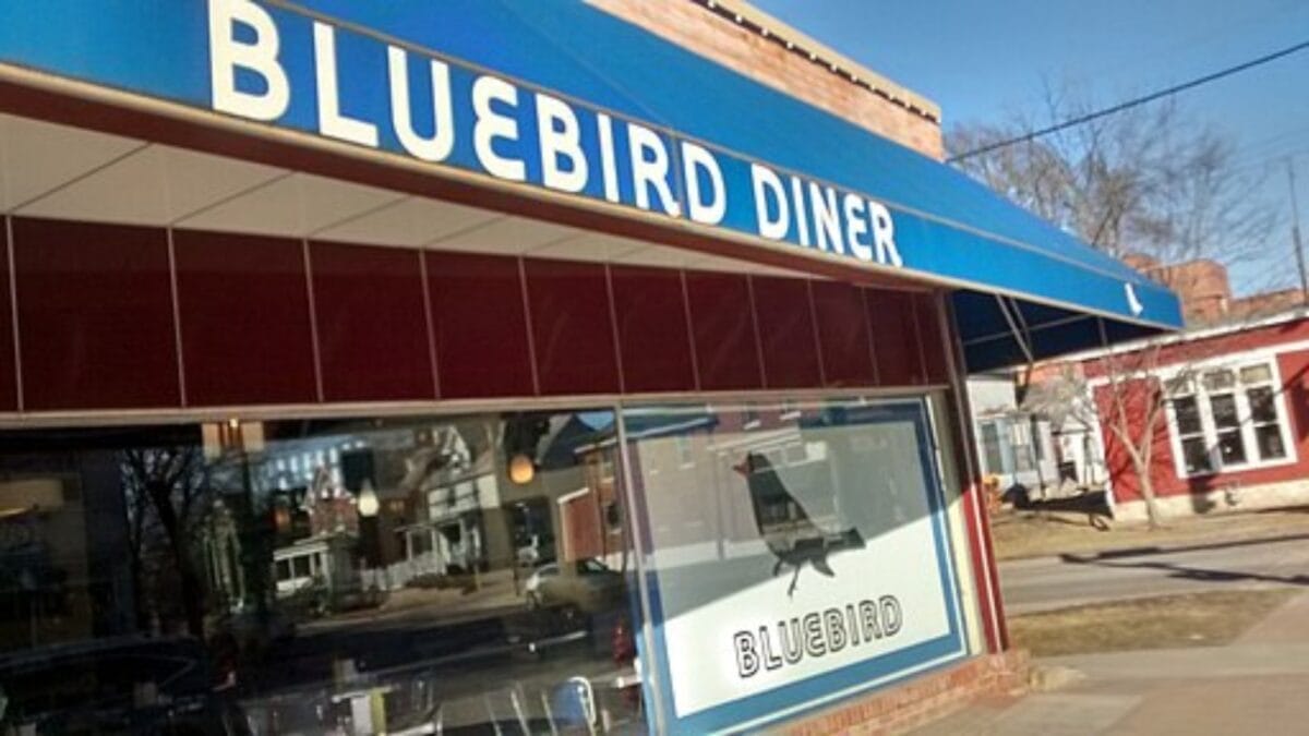 Where to Find the Best Cheap Breakfast in Every State 17 Where to Find the Best Cheap Breakfast in Every State - Iowa wc