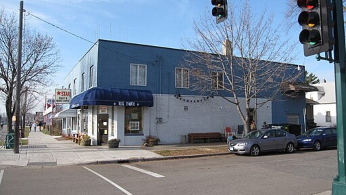 Where to Find the Best Cheap Breakfast in Every State 22 Where to Find the Best Cheap Breakfast in Every State - Maryland wc