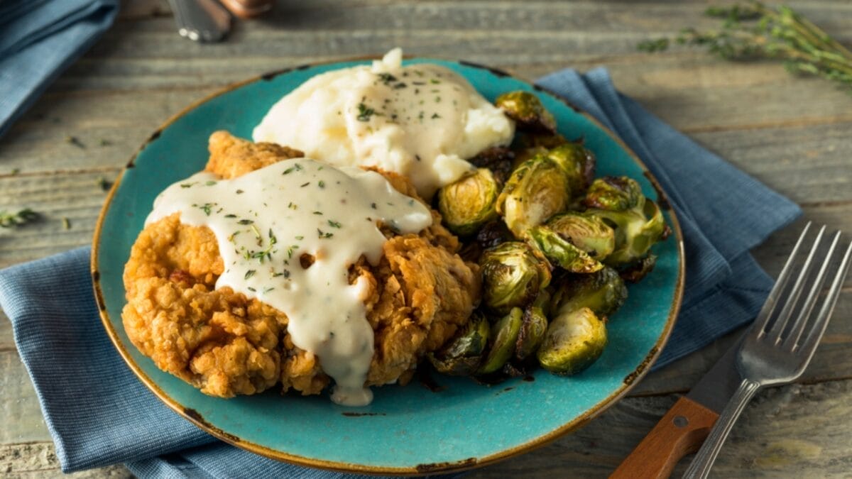 Where to Find the Best Cheap Breakfast in Every State 29 Where to Find the Best Cheap Breakfast in Every State - Nebraska chicken fried steak dp152980086