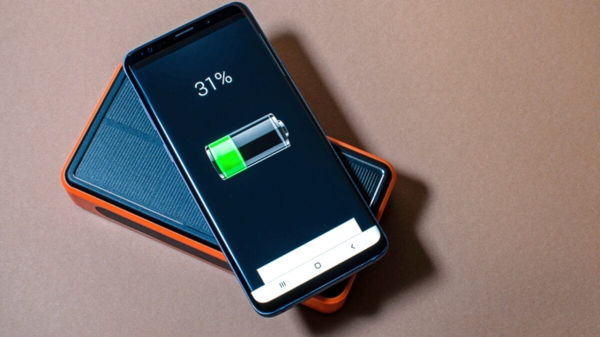 15 Underrated Hosting Essentials That Will Save Your Next Party 6 15 Underrated Hosting Essentials That Will Save Your Next Party - Portable phone charger dp438990948