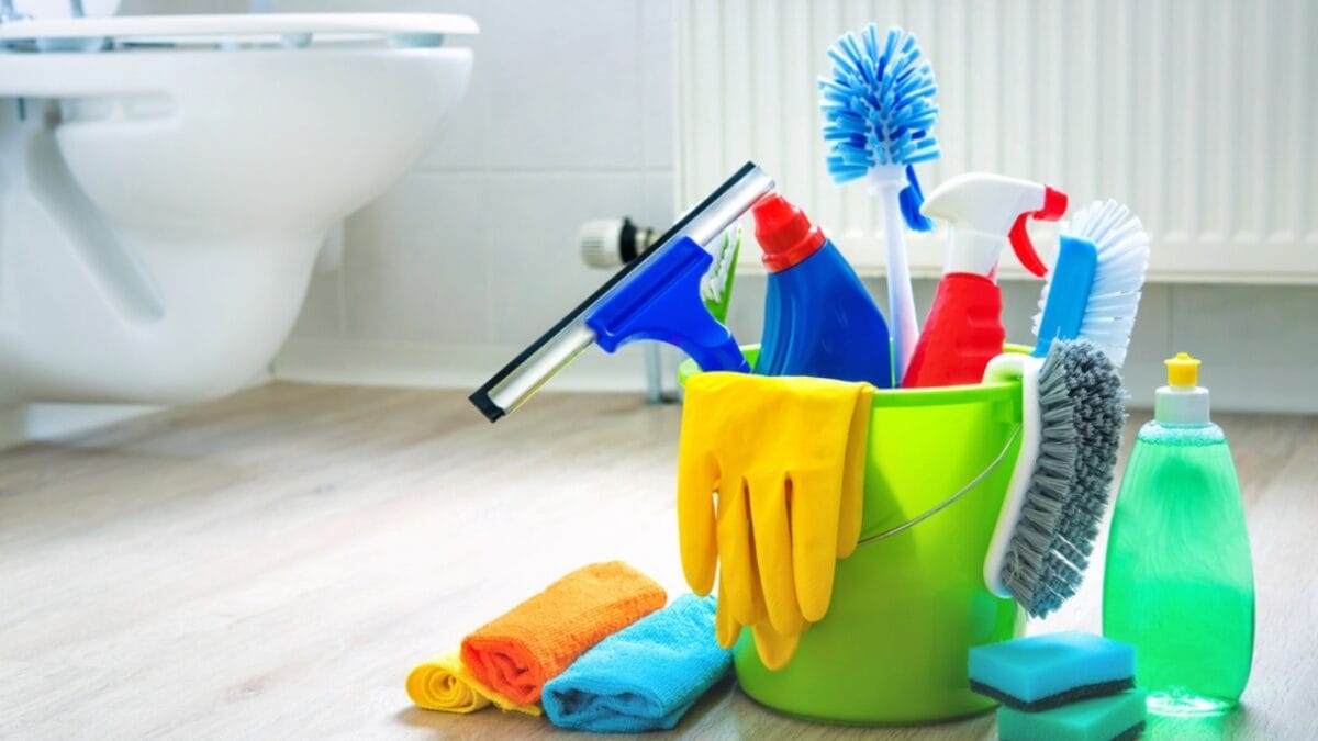Don't Ignore Black Toilet Water: Here's What It Means & How to Solve It - Preventing Future Issues ss1933754300