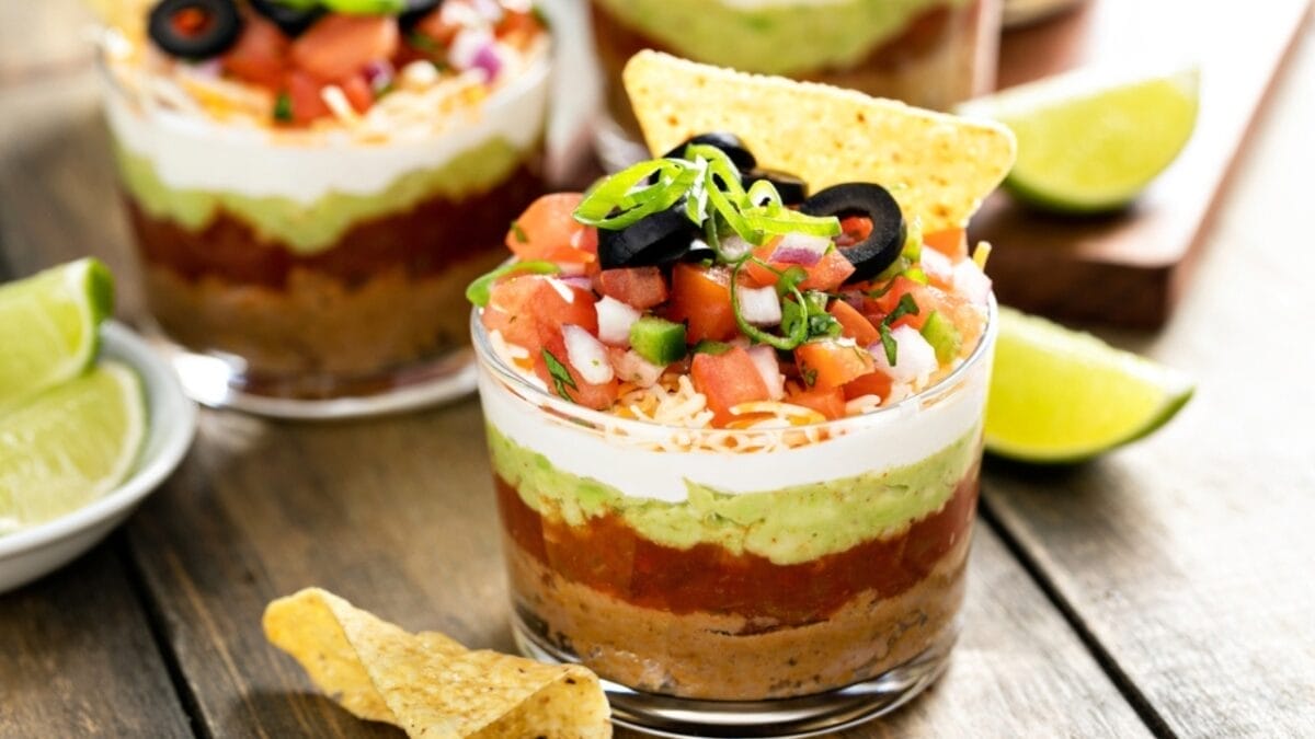 10 Old-School Appetizers That People Still Love Today 12 10 Old-School Appetizers That People Still Love Today - Seven Layer Dip ss2109490712