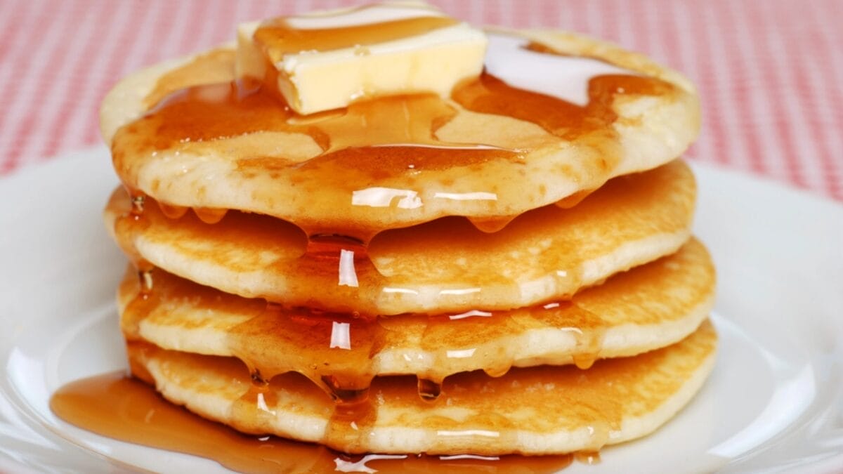 25 Genius Kitchen Tricks for Faster, Cheaper Meals 25 25 Genius Kitchen Tricks for Faster, Cheaper Meals - West Virginia buttermilk pancakes dp3892551