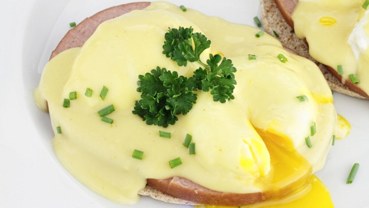 Where to Find the Best Cheap Breakfast in Every State 51 Where to Find the Best Cheap Breakfast in Every State - Wisconsin poached eggs with hollandaise dp18720483