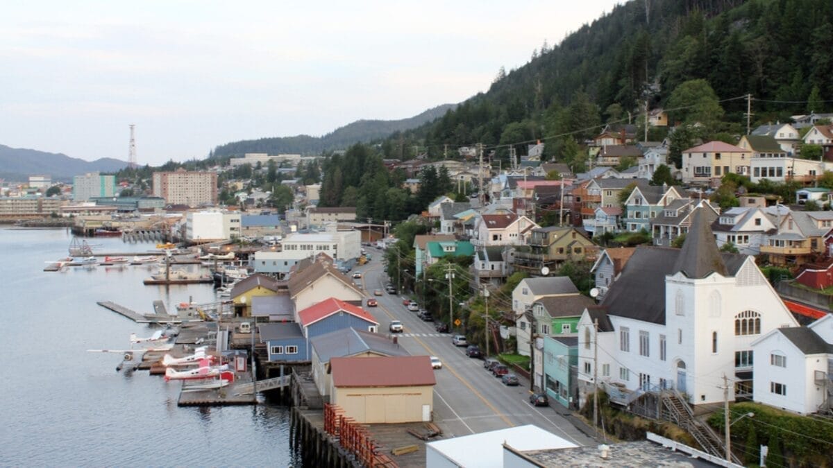 Is Your State Among the Fastest-Growing in America? 16 Is Your State Among the Fastest-Growing in America? - alaska dp24283507