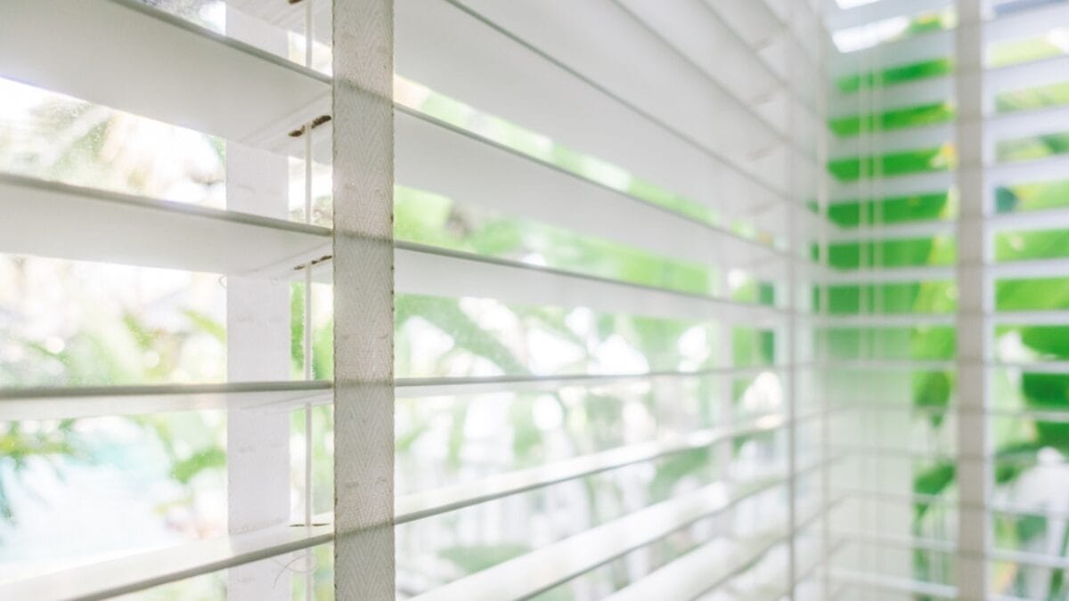 18 Simple Ways to Keep Your Home Smelling Fresh & Inviting 9 18 Simple Ways to Keep Your Home Smelling Fresh & Inviting - blinds window dp101573252