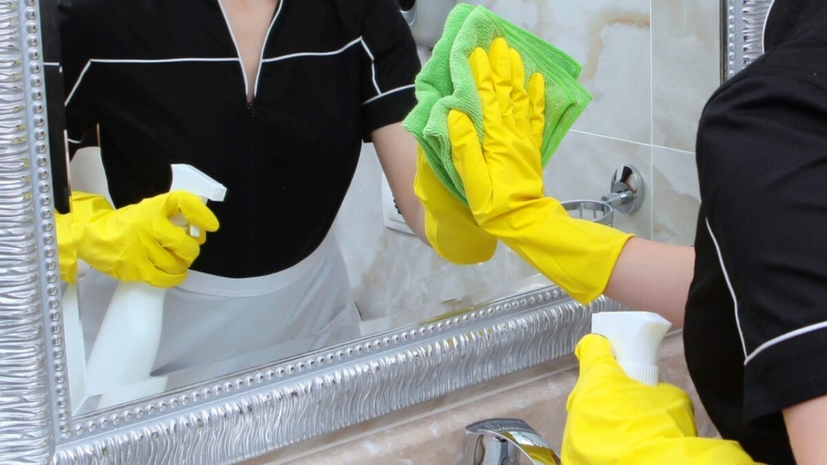 34 Mistakes to Avoid if You Want to Sell Your House 33 34 Mistakes to Avoid if You Want to Sell Your House - cleaning mirror dp363083758