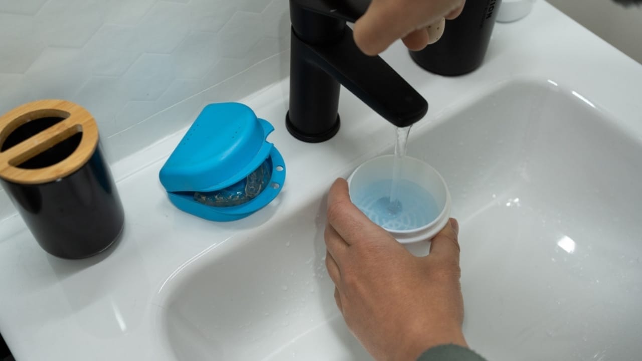 20 Brilliant Cleaning Tips You'll Wish You Knew Sooner 17 20 Brilliant Cleaning Tips You'll Wish You Knew Sooner - denture cleaning glass with water ss2478049695